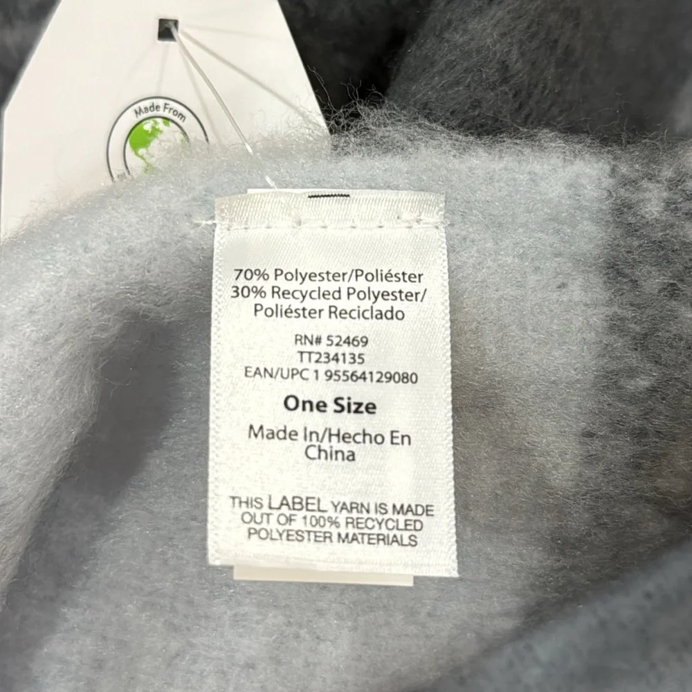 NWT TIME AND TRU BLACK GRAY PLAID‎ SCARF ONE SIZE
